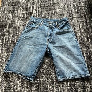 Men’s Levi’s jean shorts